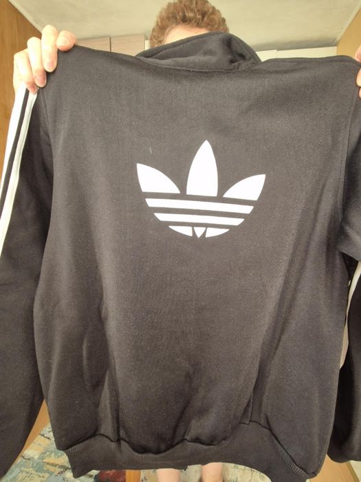 Ново черно яке Adidas