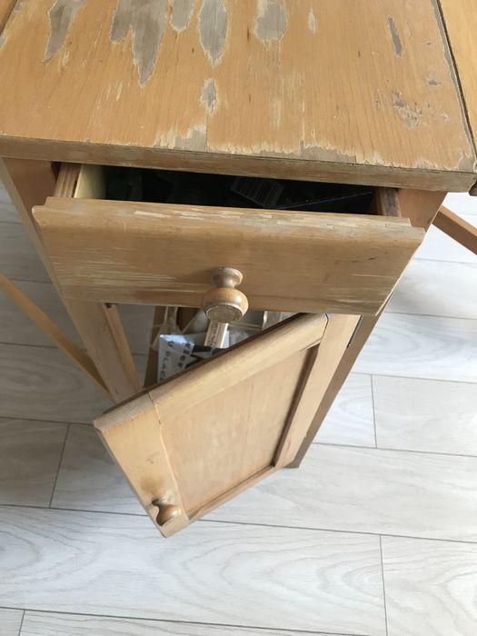 Masa extensibila și 2 scaune pliabile