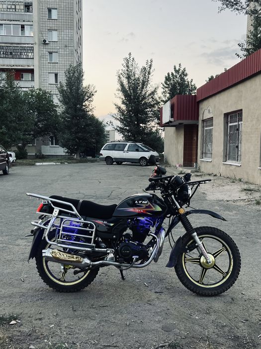 Продам мотоцикл ltm m9