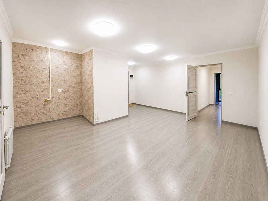 Аренда офиса на первой линии Новомосковской — 62 м², 3 комнаты