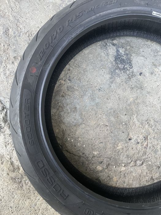 Гуми за скутер 120/70/15 pirelli dot 2022