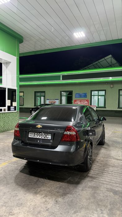 Nexia 3 avtomat sotiladi