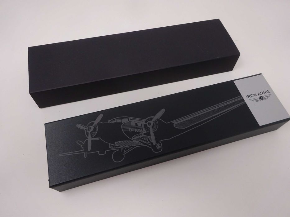 Нов немски мъжки кварцов часовник IRON ANNIE