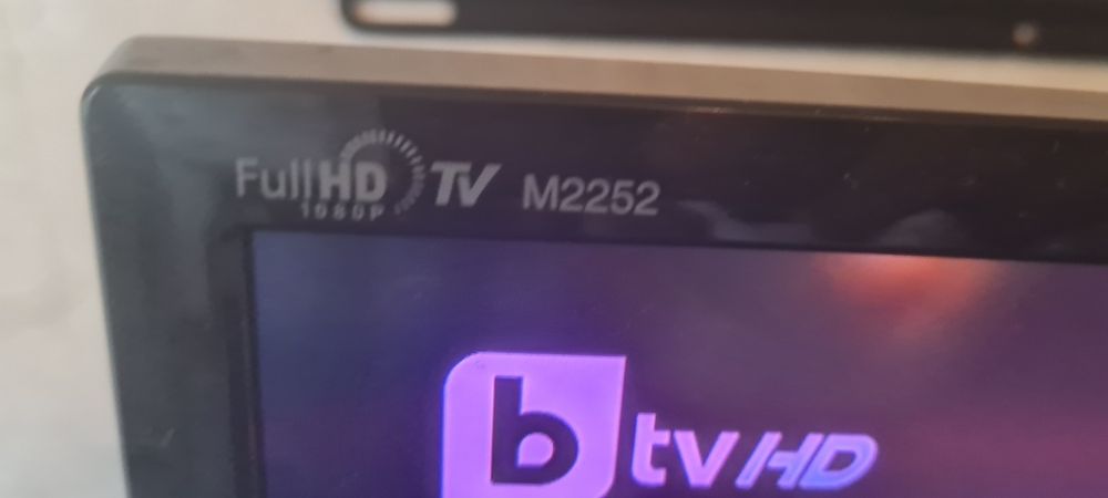 Телевизор LG 22 Инча