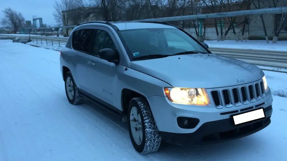 Автомашина Jeep Compass