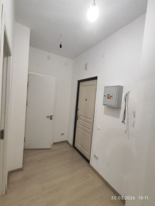 Продается 2 комнатная в новостройке . Кадышева.