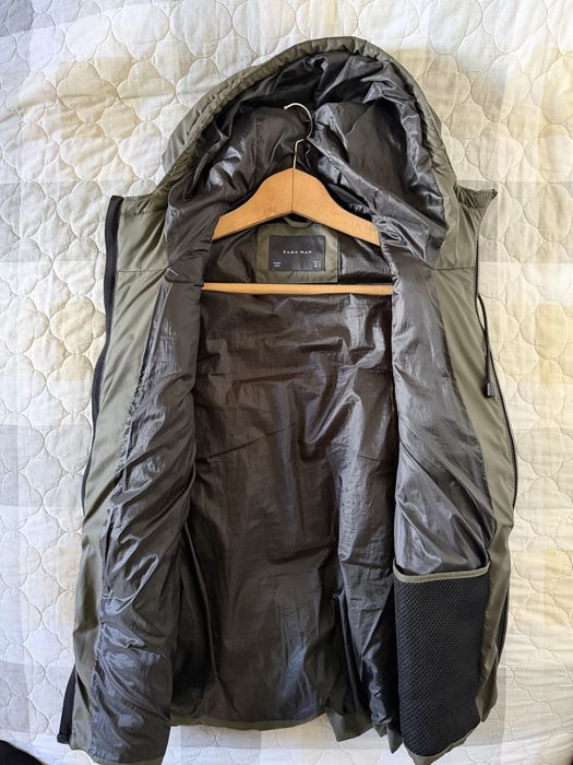 Мъжки елек Zara.