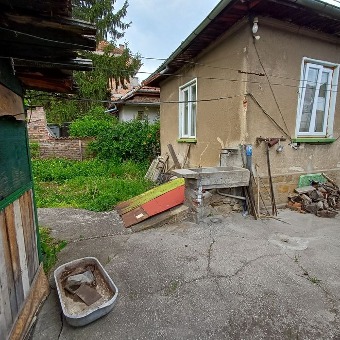 Къща в град Севлиево