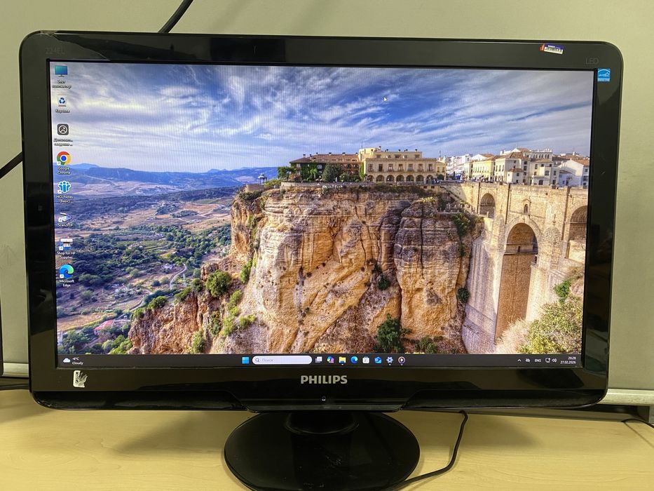 PHILIPS, 21,5 дюймовый ЖК!