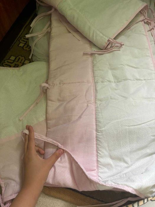 Бортики и навеска на кровать для девочки