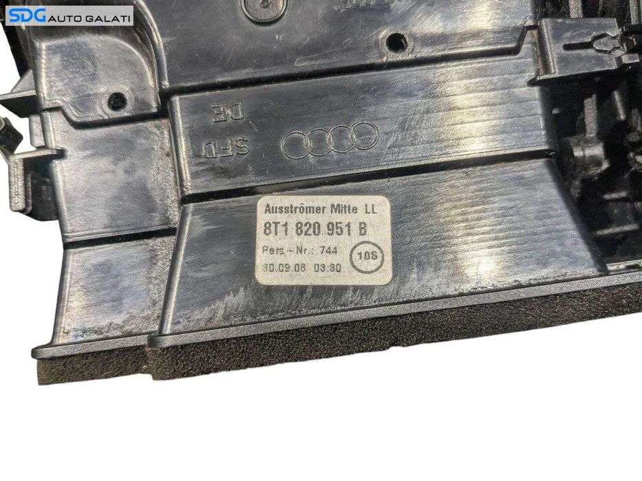Gura Grila Ventilatie Aerisire Bord Centrala Audi A4 B8 2008 - 2016 Cod 8T1820951B [N4125]