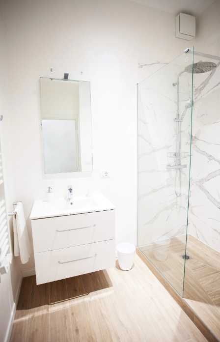 Дава се под наем Двустаен апартамент в Пловдив, Христо Смирненски - 64 кв.м за 275.4 € - Снимка #4