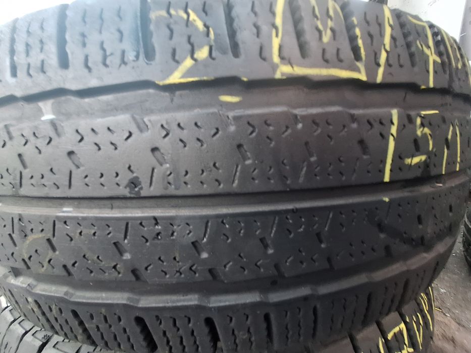2  anvelope iarna 215/70 r15C Nexen Montaj Gratuit