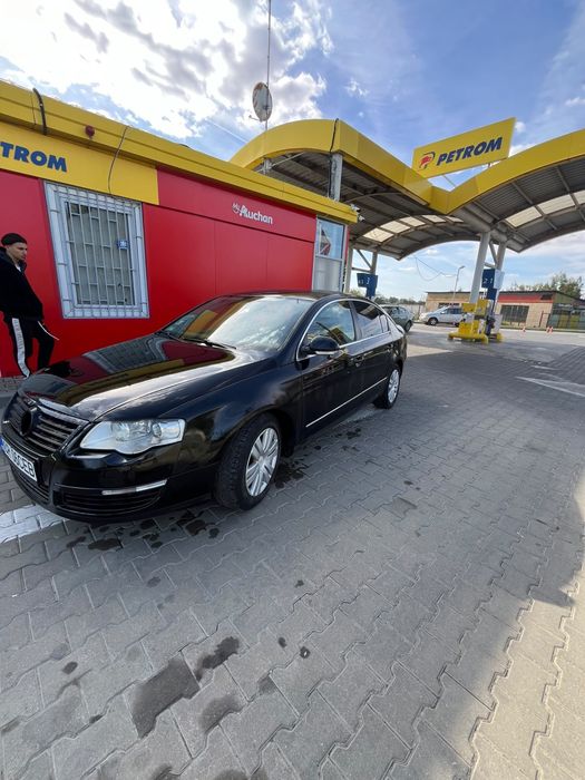 VOLKSWAGEN Passat 0 — imagine 2