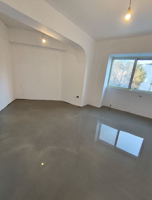 Zugrav Oradea | Finisaje profesionale la pret corect- Disponibil imediat- Zugrăveli, Glet, Rigips, Gresie, Faianță, Parchet