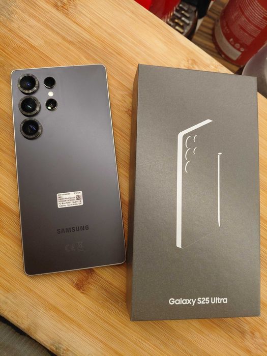 Samsung Galaxy S25 Ultra, inca in garantie
