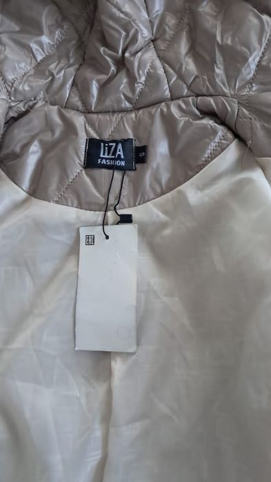 Продам женскую куртку