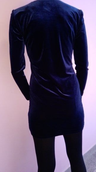 Дамска рокля и сребриста блуза