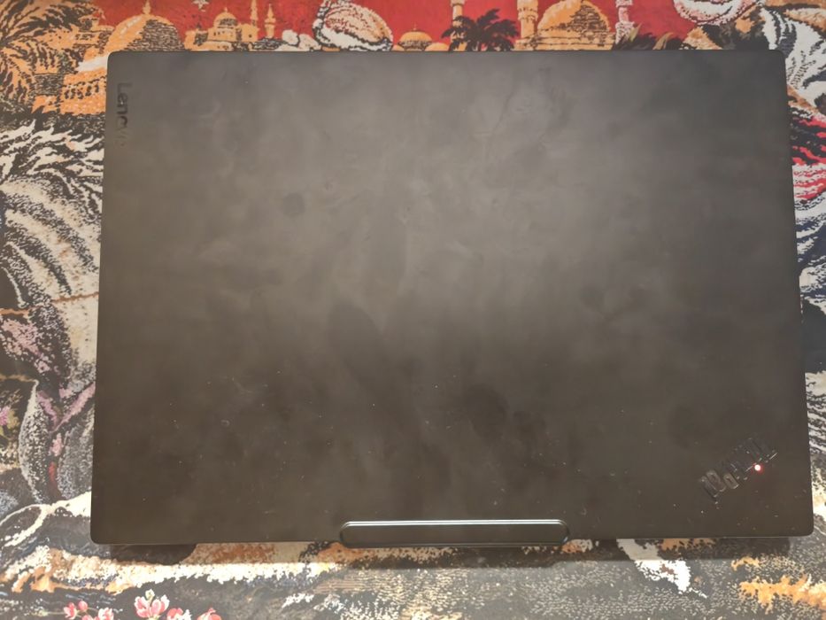 Lenovo Thinkpad E14 Gen 7 32GB 1TB Intel Ultra 7 258V SCHIMB cu Macbook Pro