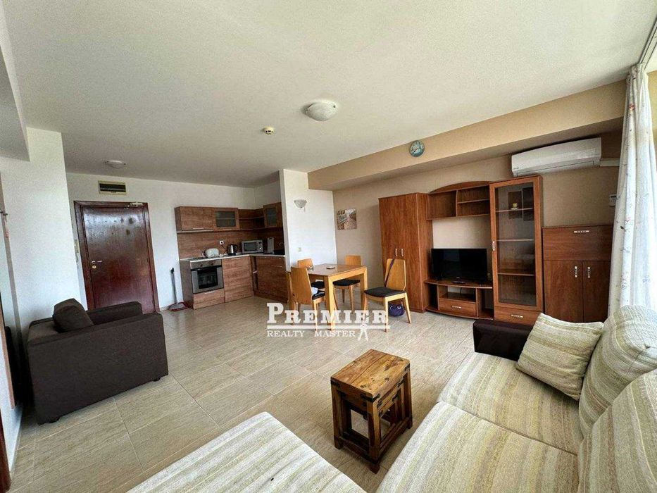 Продава се Двустаен апартамент в к.к. Слънчев бряг - 63 кв.м за 1008 €/кв.м - Снимка #4