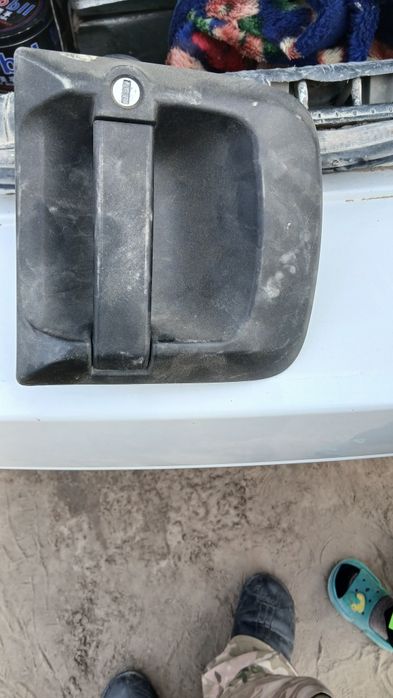 Man TGS ni chap taraf ruchkasi sotiladi