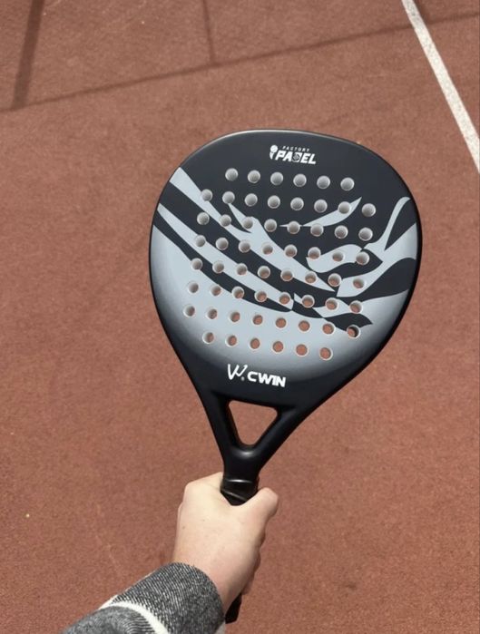 Продам ракетку Camewin