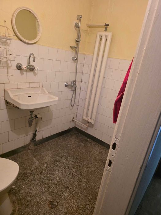 Продава се Двустаен апартамент в Казанлък - 75 кв.м за 578 €/кв.м - Снимка #3