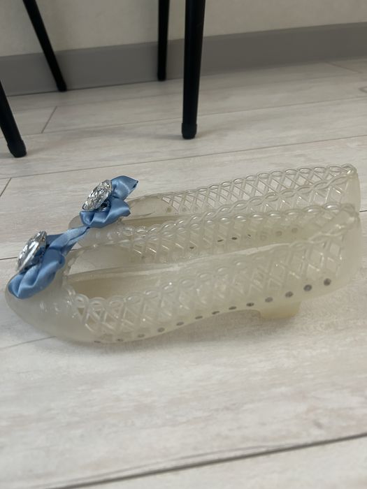 детские туфли с парижа