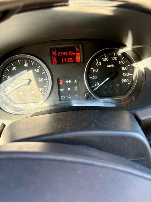 Logan MCV  1.6 2012 Euro 5