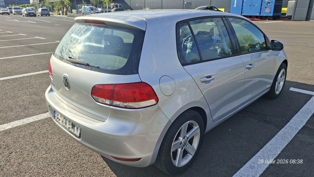 Vând Golf 6 benzină