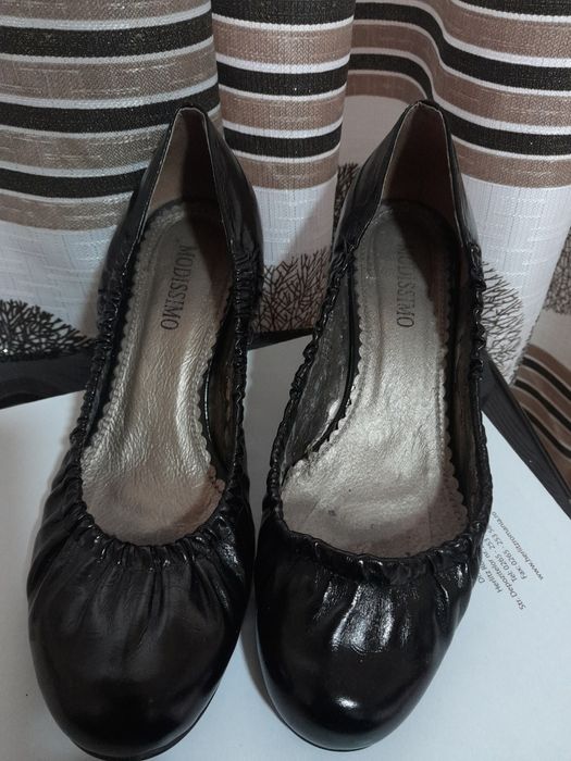 Pantofi Modisimo,negri,din piele.