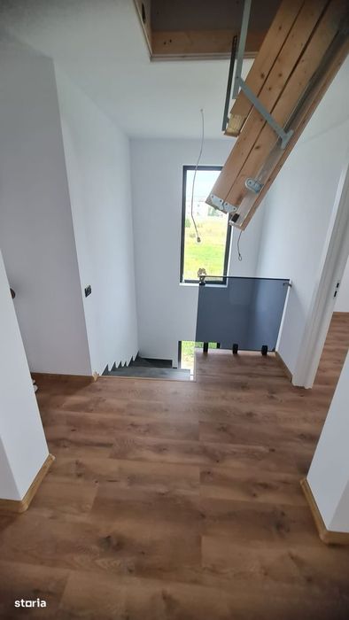 Casa de vanzare - Comuna Berceni/430 mp