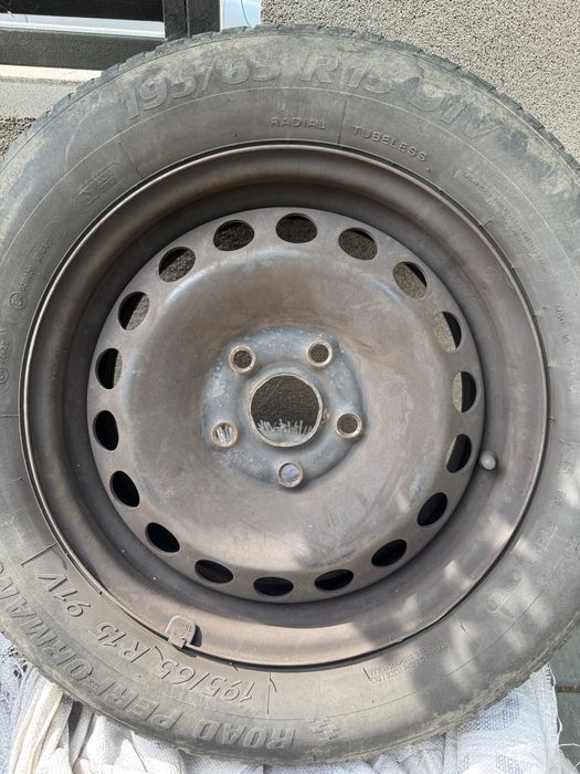 Set 4 Roti jante 5x112 cauciucuri anvelope 195 65 15 skoda vw