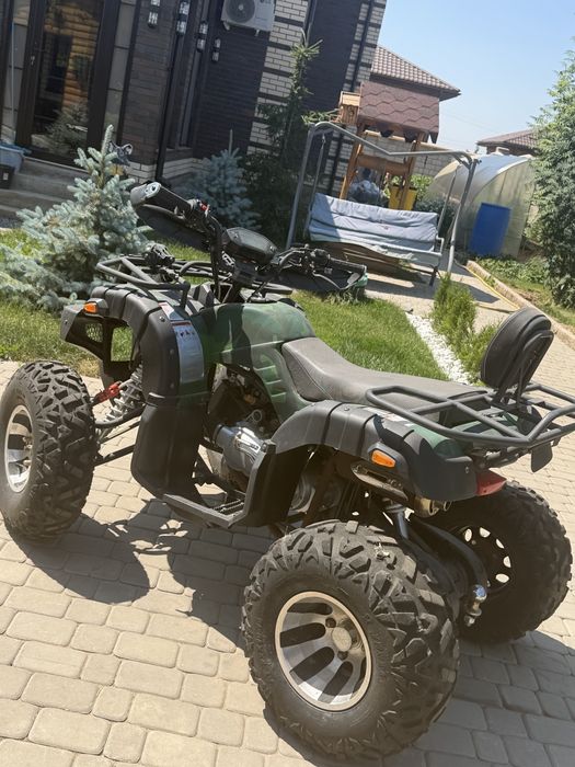 Продаю кадроцикл