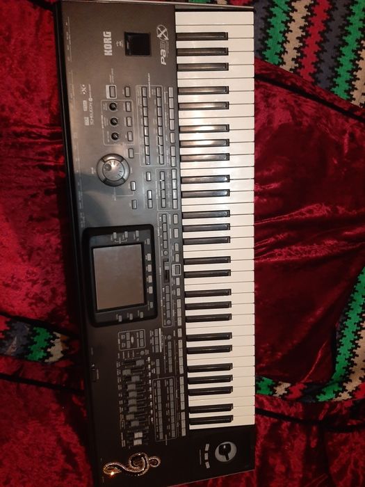 Синтезатор корг pax3