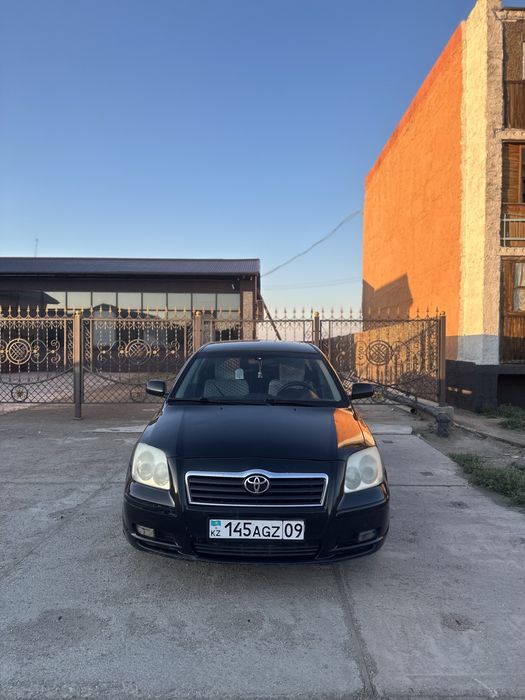 Toyota Avensis 2 поколение