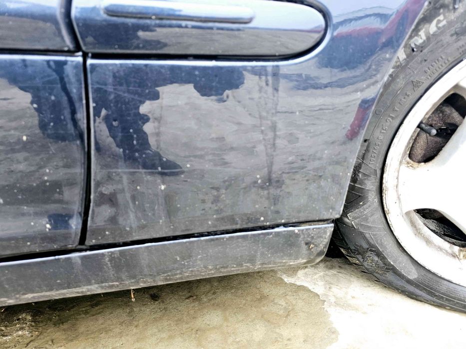 Aripa dreapta fata Mercedes Clasa C (W204) [Fabr 2000-2007] 189 NEGRU