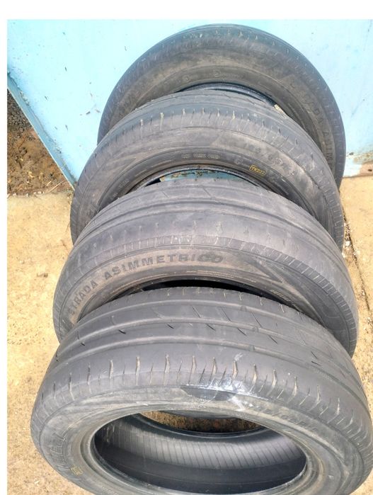 Продам автошины.