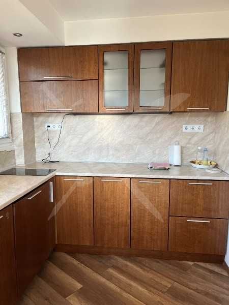 Дава се под наем Етаж от къща в Асеновград - 90 кв.м за 448.8 € - Снимка #5