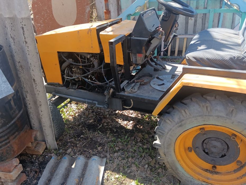 Продам трактор самодельный с прицепом