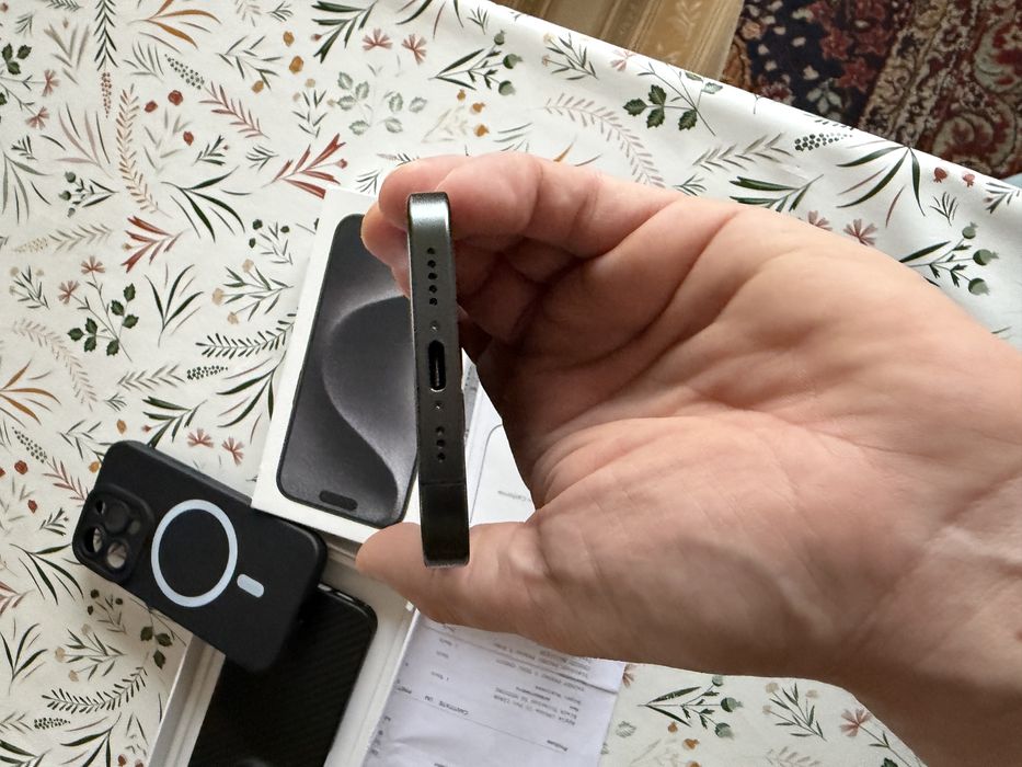 iPhone 15PRO Black Titanium GARANTIE