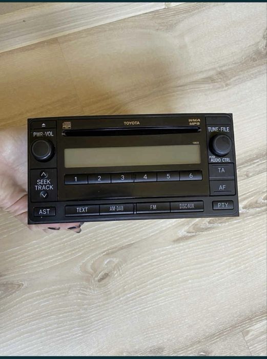 CD радио за Toyota Land Cruiser Prado 150, 2010 година