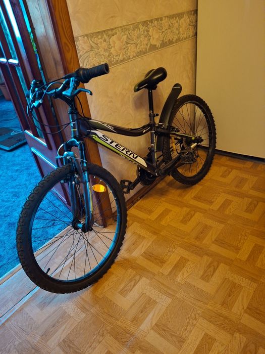 Продам  спортивный  велосипед