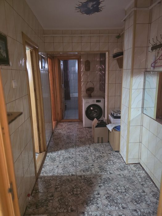 Apartament 2 camere Poarta 6(bld.1 mai)