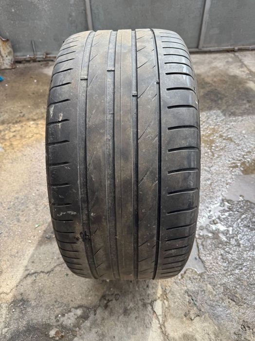 Летни гуми maxxis victra 275/35/R19
