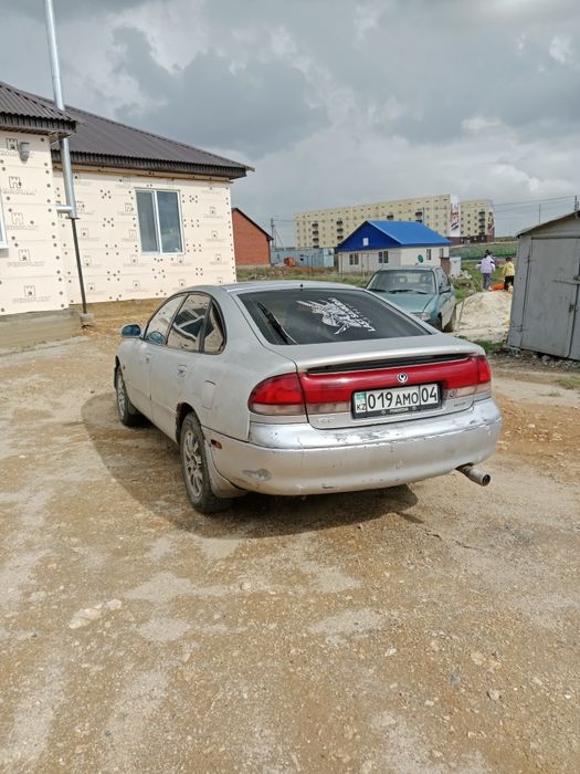 Mazda cronos 626