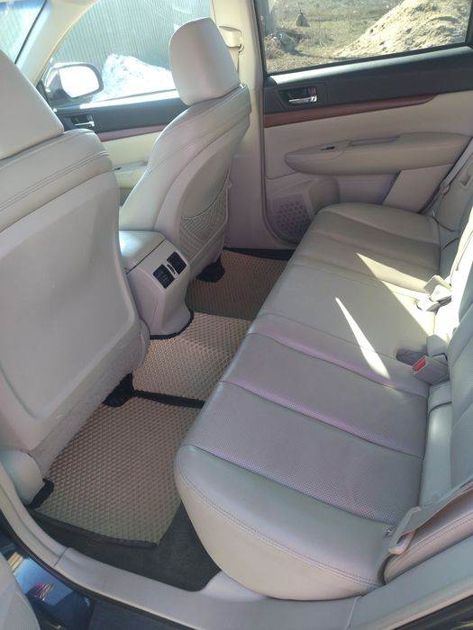 Субару аутбек 2013