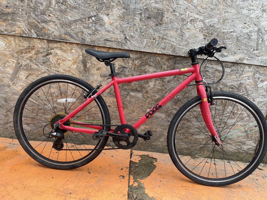 Bicicleta frog cadru aluminiu duper usoara roti 26”