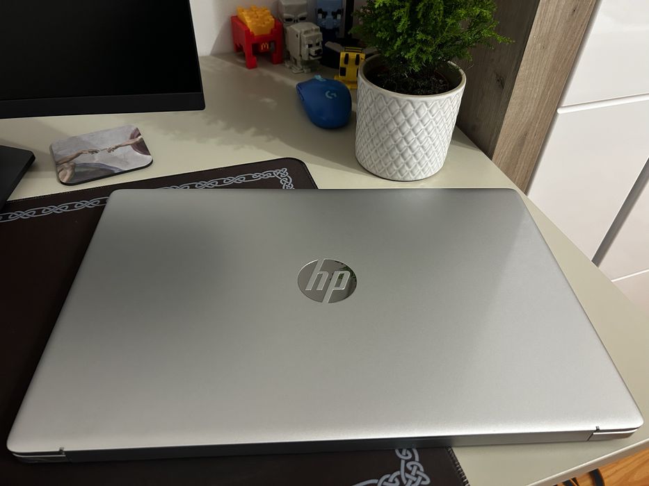 Laptop HP 17 inch