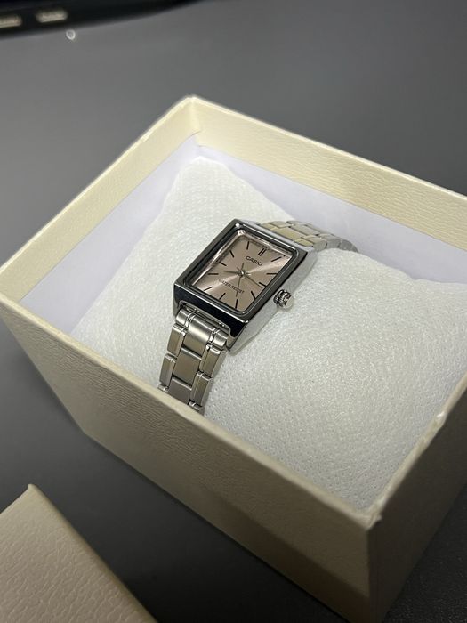 Женские часы Casio LTP-V007D-4E